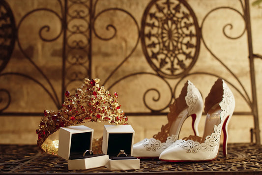 Top 10 Useful Wedding Gift Ideas for Couples