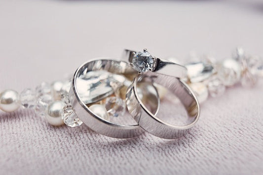 Styling Tips: How to Wear American Diamond Jewellery