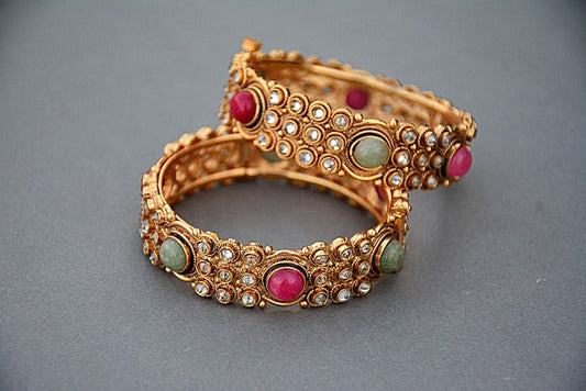 Top Kundan Jewellery Designs That Never Go Out of Style